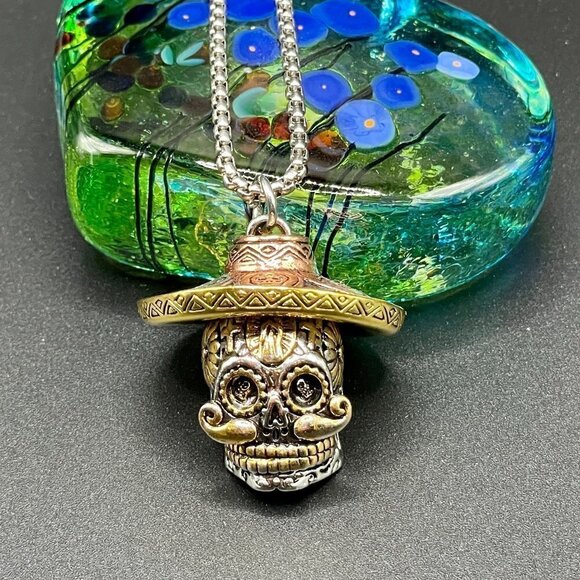 Day of the Dead Sugar Skull Sombrero Necklace / Pendant #734 - Picture 11 of 12